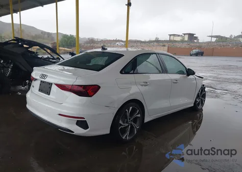 2022 Audi A3 Premium Plus 40 Tfsi Front-Wheel Drive S Tronic z USA, uszkodzony, nr VIN WAUBUDGY2NA019003